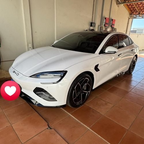 Deixe o sol abastecer sua casa e seu veiculo.